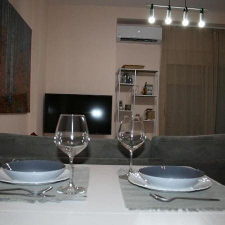 Kalpazo Myslym Shyri Tirana Apartment Екстериор снимка