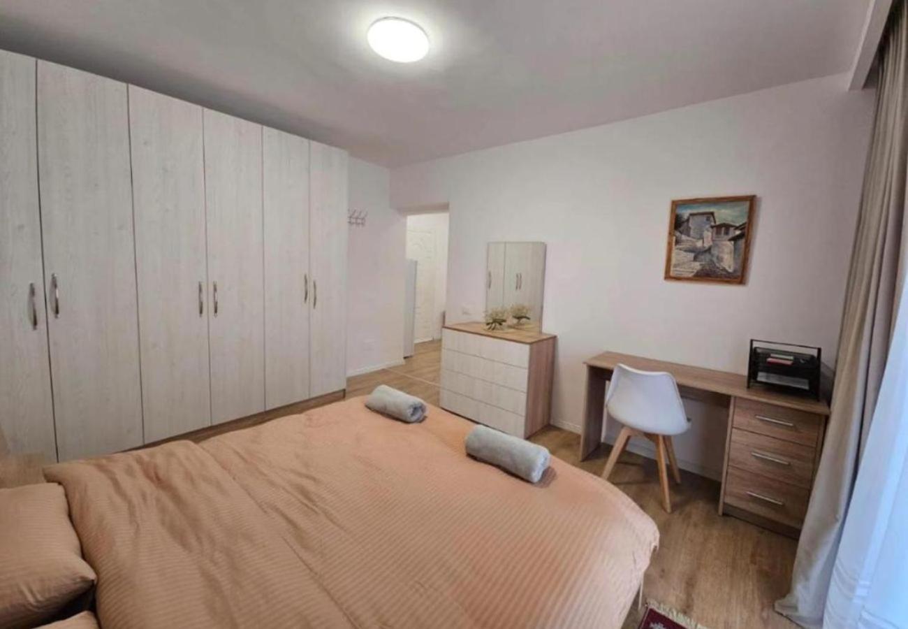 Kalpazo Myslym Shyri Tirana Apartment Екстериор снимка