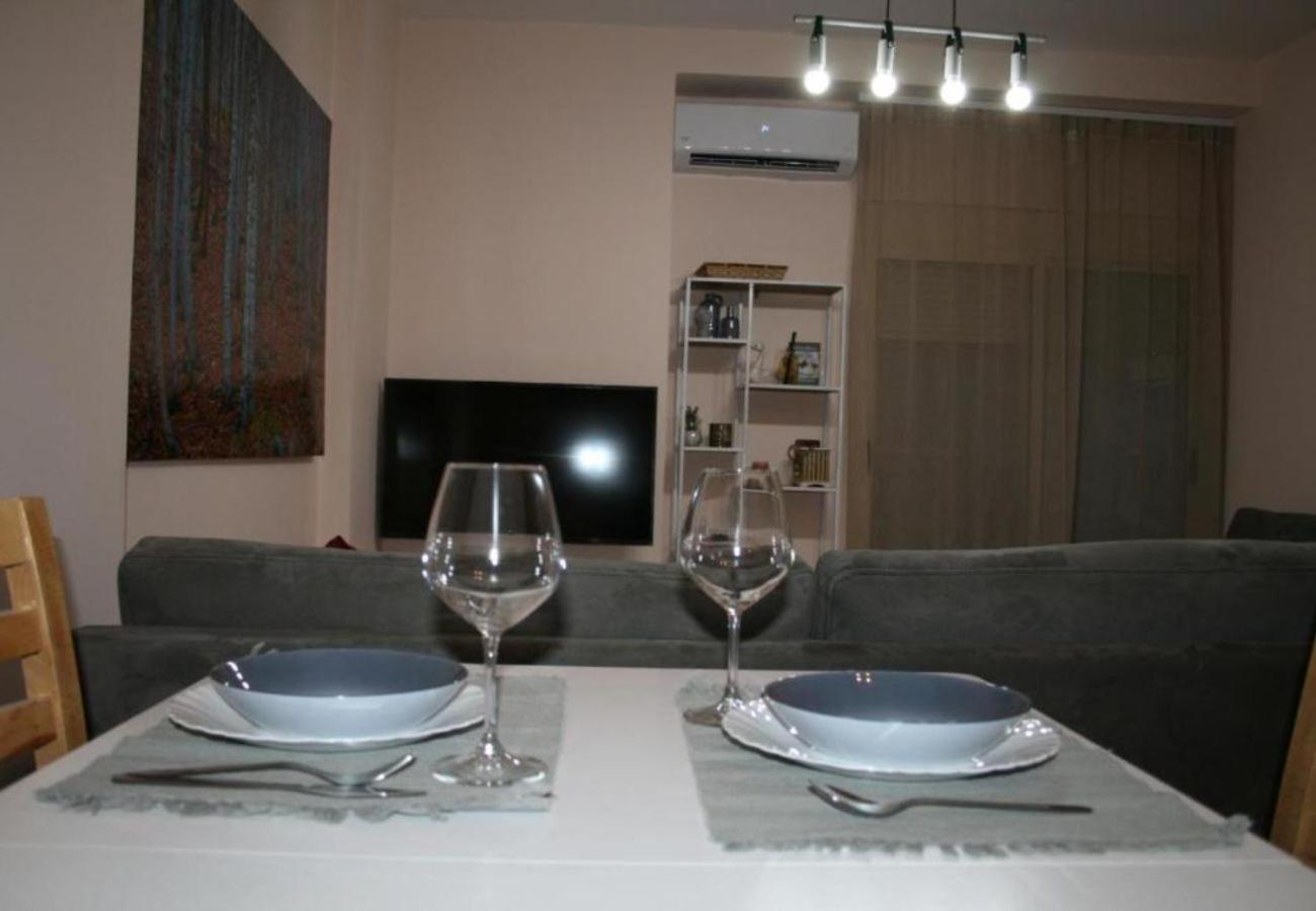 Kalpazo Myslym Shyri Tirana Apartment Екстериор снимка